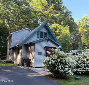 143 Lakeview Avenue