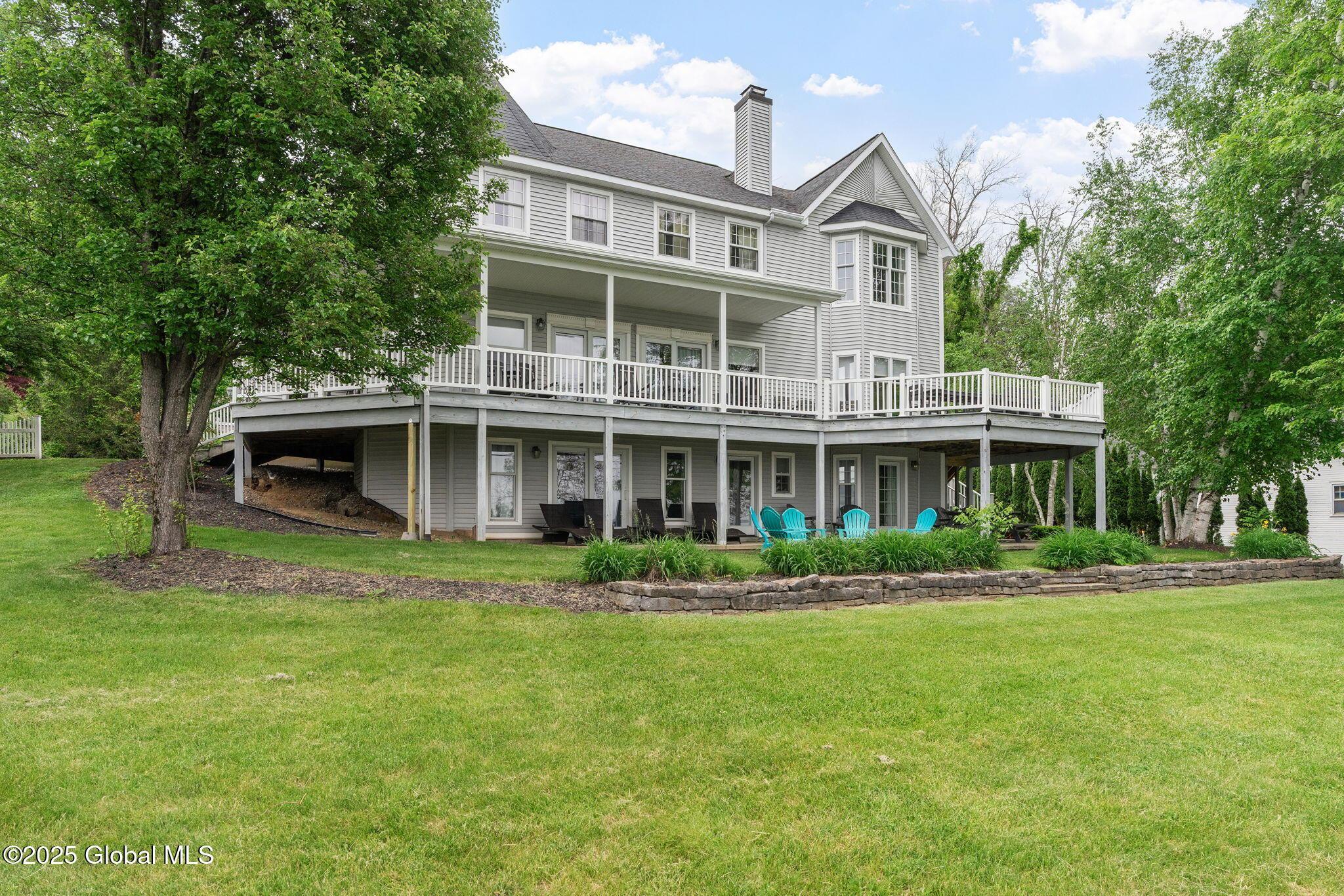 Image 1: 3-web-or-mls-736-ny-9p
