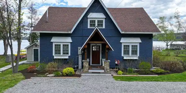 6 Lake Forest Lane