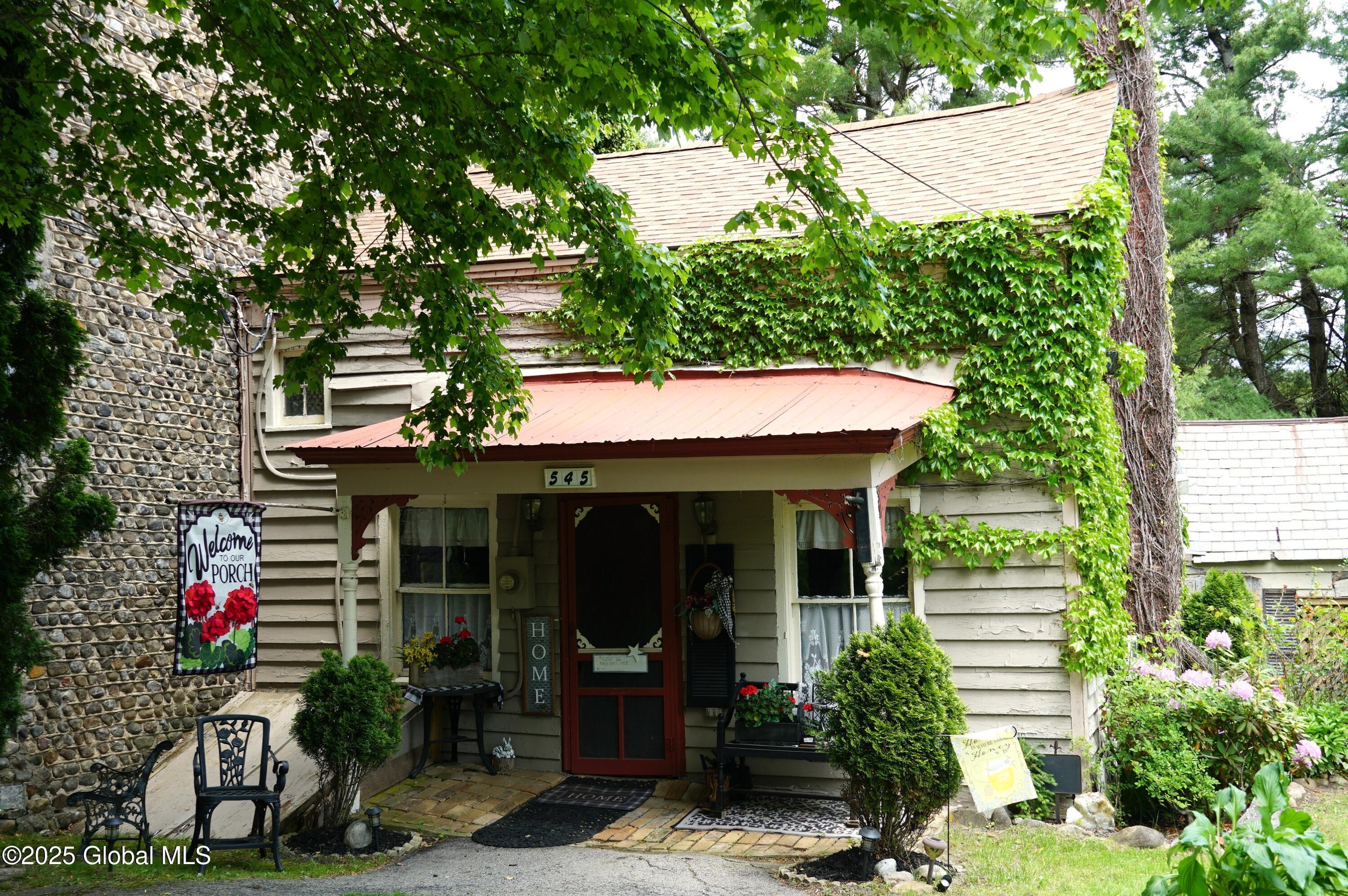 Image 3: DSC00447