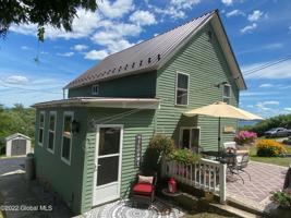 7 Lookout Lane