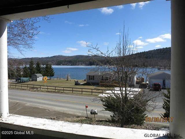 Image 3: Lake View