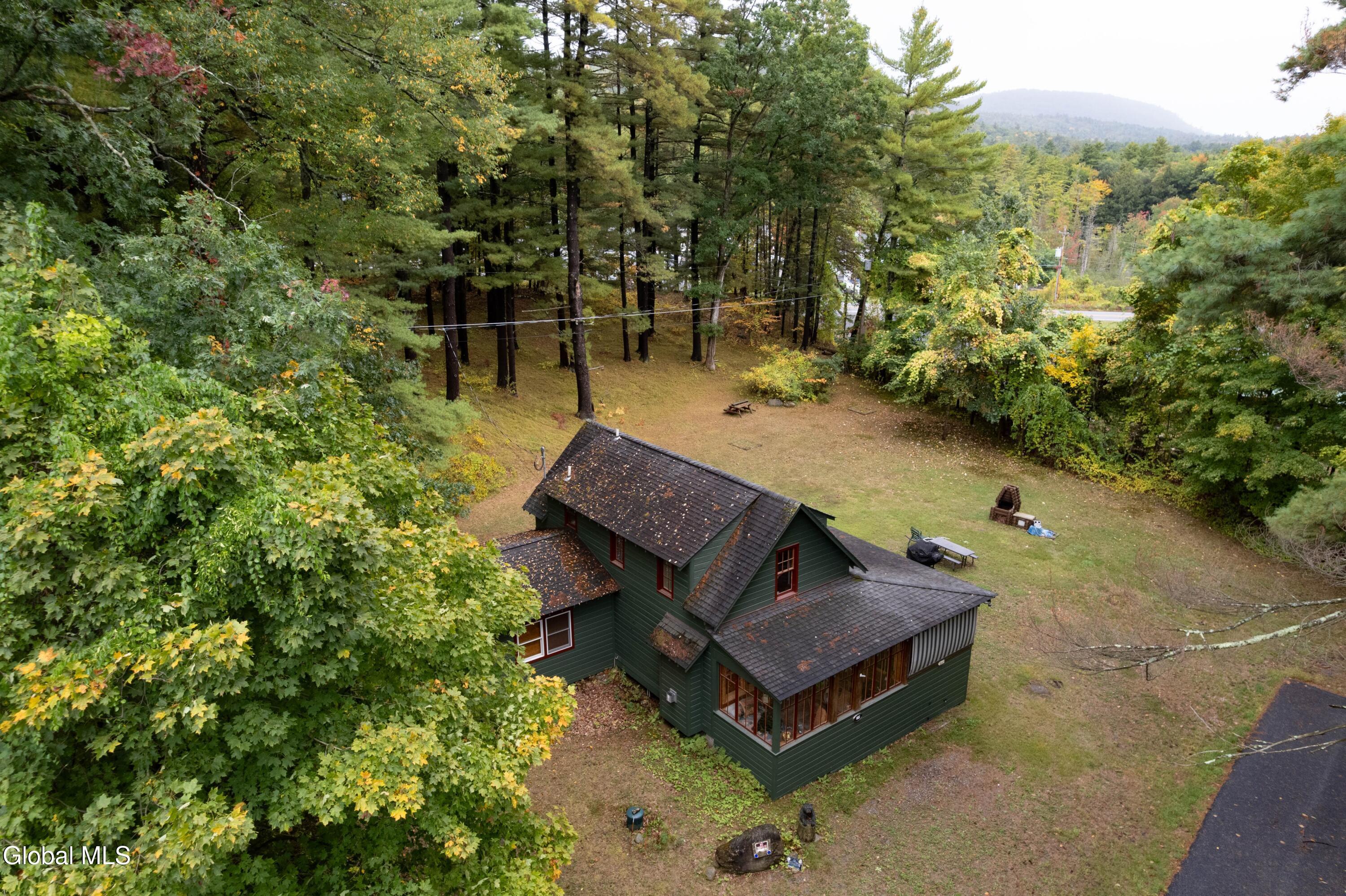 Image 2: 39 Cedar Ln drone-2