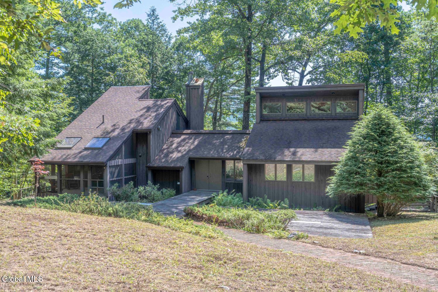 Image 1: Front 1 Indian Brook