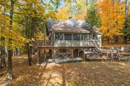105 Pine Lane