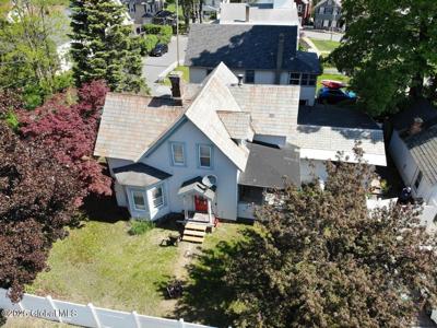 8 Stewart Avenue