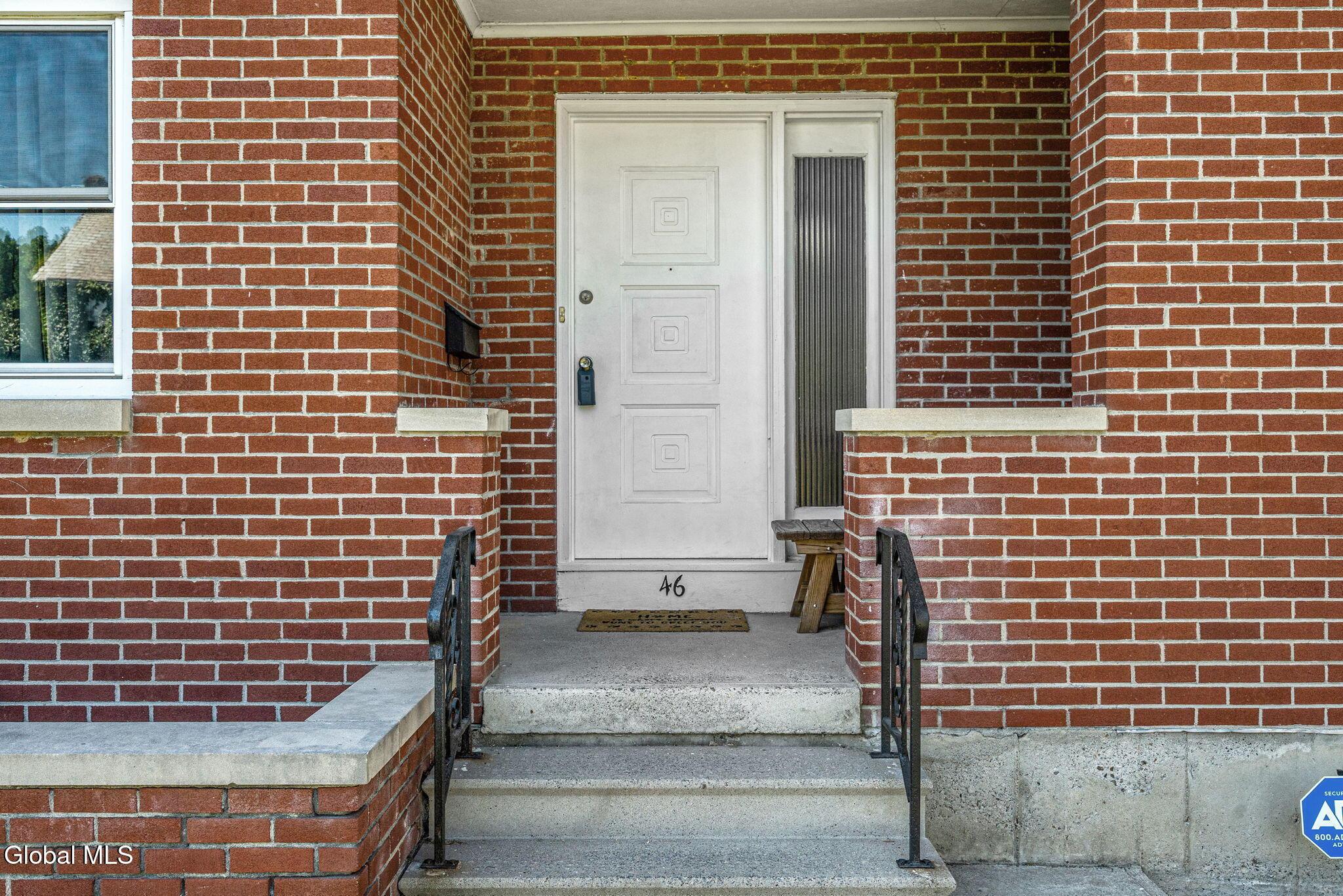 Image 2: 2
