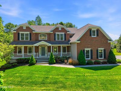 30 Walden Circle