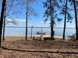 334 Lakeshore Drive