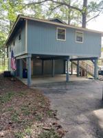 379 Englewood Heights
