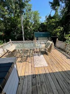 715 White Oak Drive