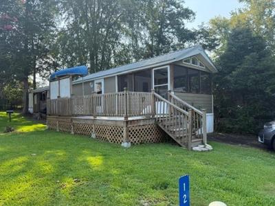 12 Whispering Pines Blvd.