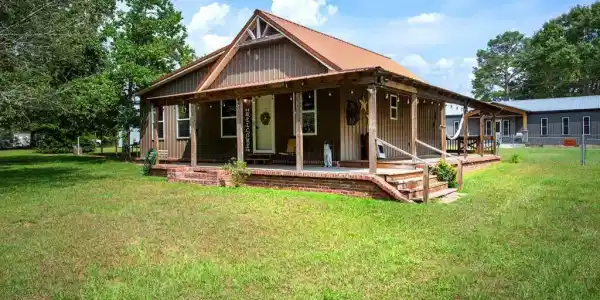 139 White Oak Dr