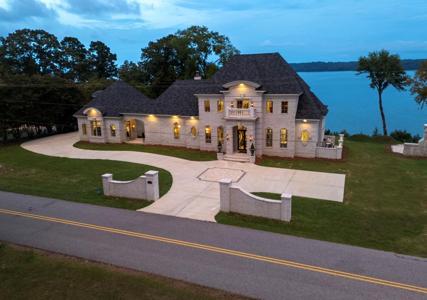 547 St. Francis Road