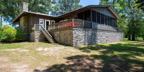 64 Poya Point