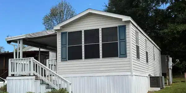 32 Whispering Pines Blvd