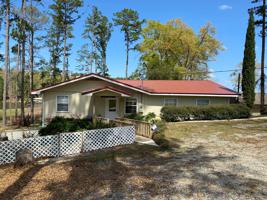 483 Holiday Dr. West