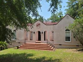 222 Arrowhead Lane