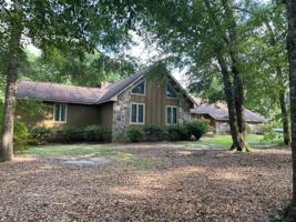455 Woodlawn Drive