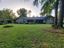 203 Newmont Dr