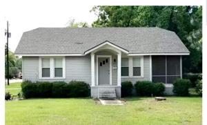 340 Riverside Dr