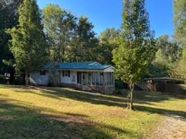 744 Laurel Dr