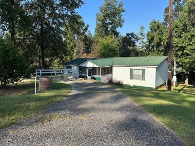 153 Lakeview Place