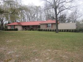 185 Woodlawn Dr