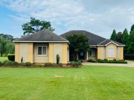 162 Canterbury Drive