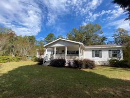62 Lakeview Drive
