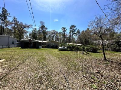 105,107 Big Beaver Lane