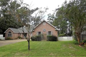 40 Rosalyn Road
