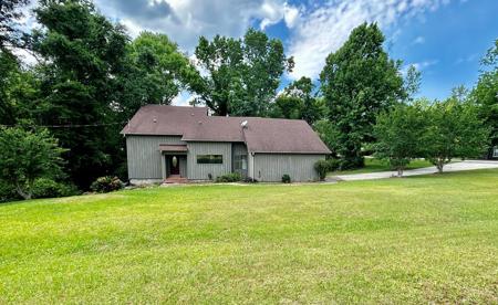 116 Creek Circle
