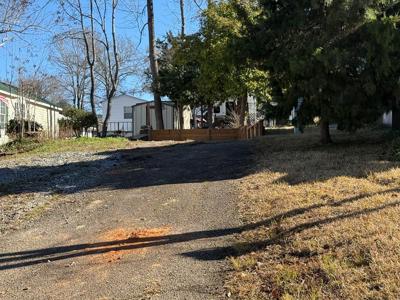 185 Lakeview