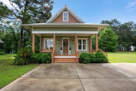 264 Highlands Dr