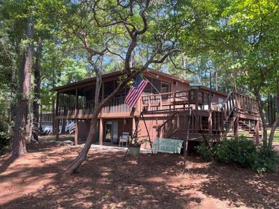 1651 Lakefront Drive