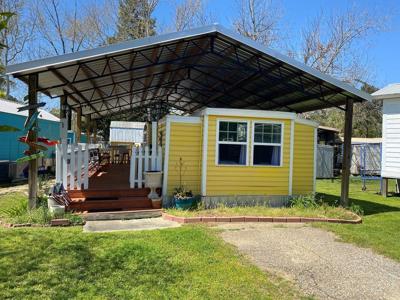 82 Whispering Pines