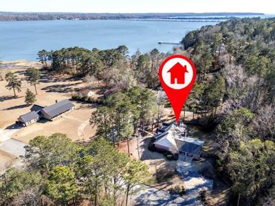 94 Clark Hill Dr