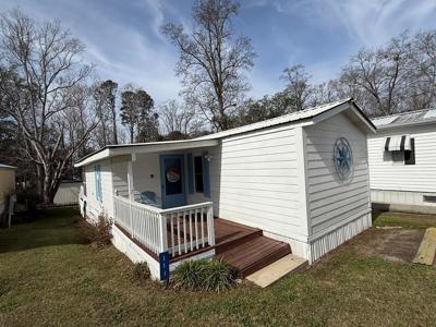 111 Whispering Pines Blvd
