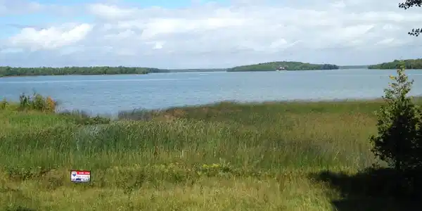 00 E Tourist RD