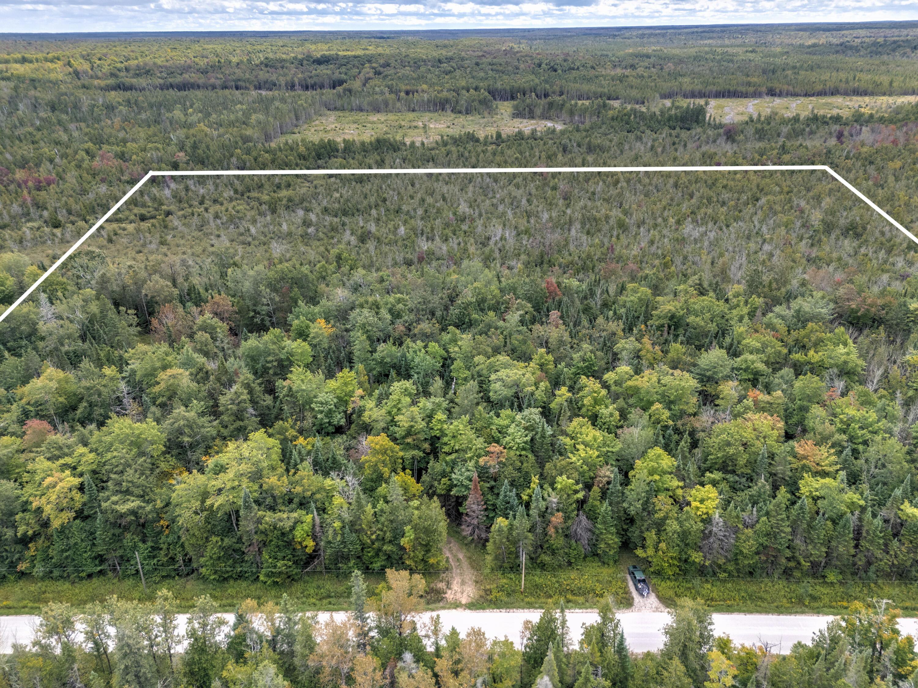 Image 2: 17403NortonRdKW2500001