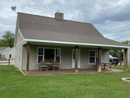 22 Pine Bluff Resort