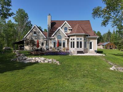 1022 S Hill Island RD