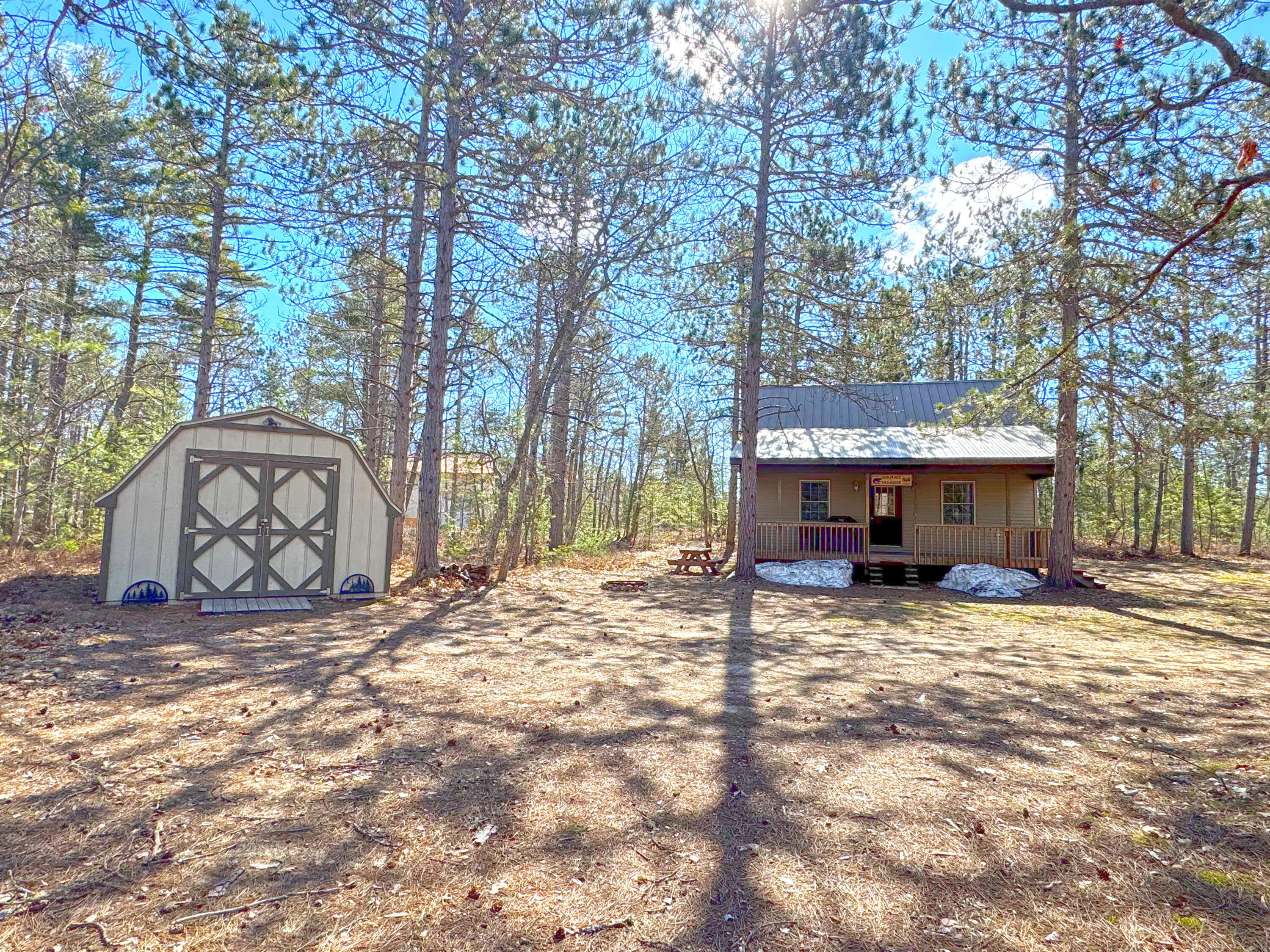Image 4: 32056 W Pal RD, Paradise, MI 49768