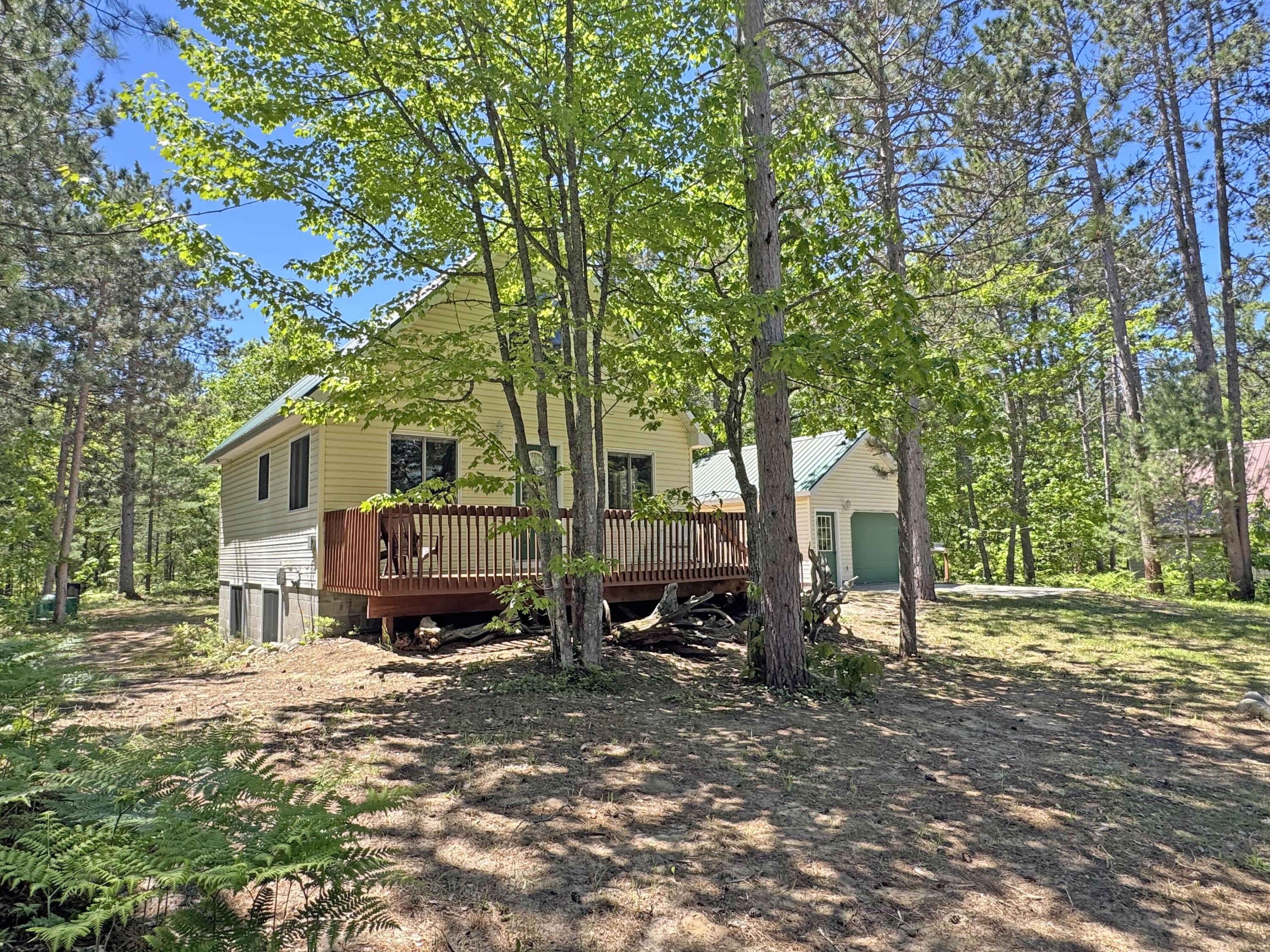 Image 3: 32023 W Vermillion RD