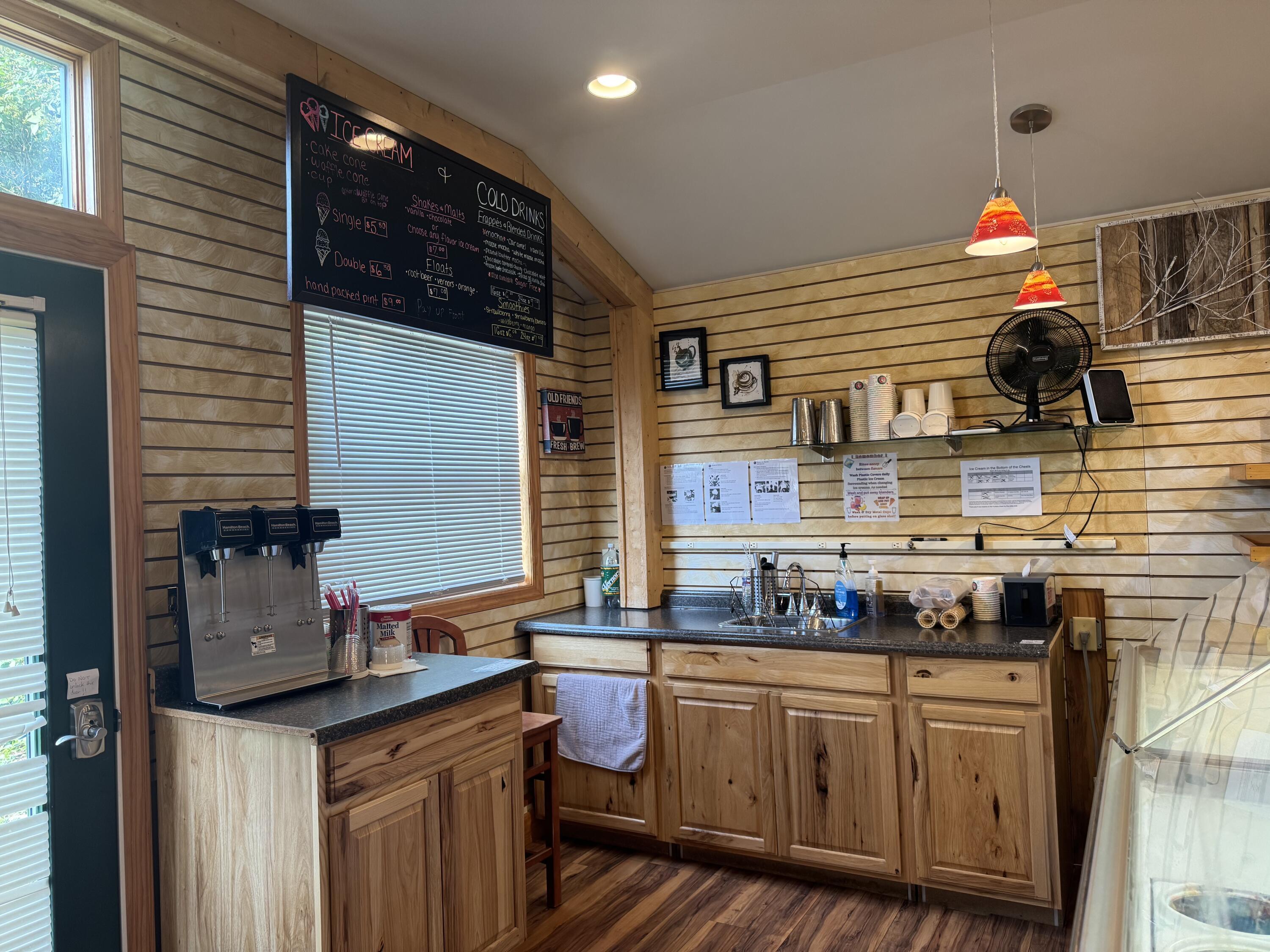 Image 3: S-552 ice cream prep area