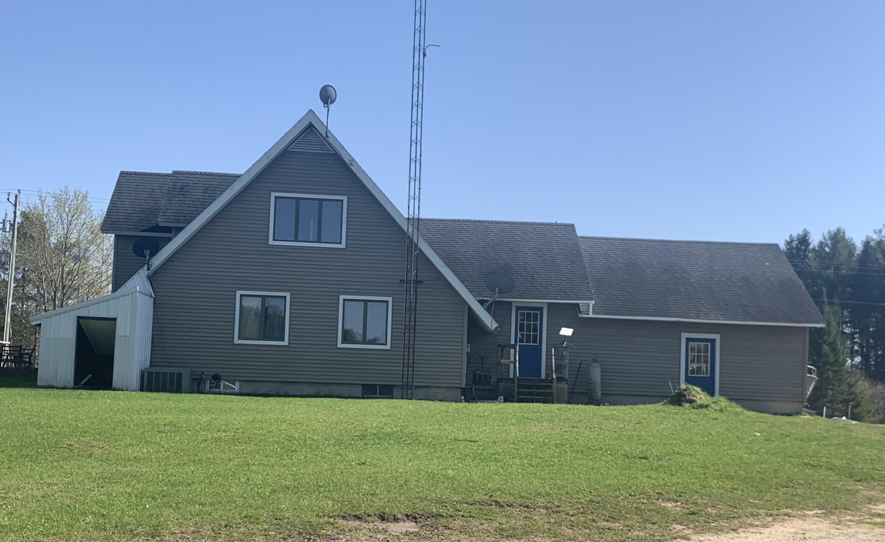 Image 4: back of house