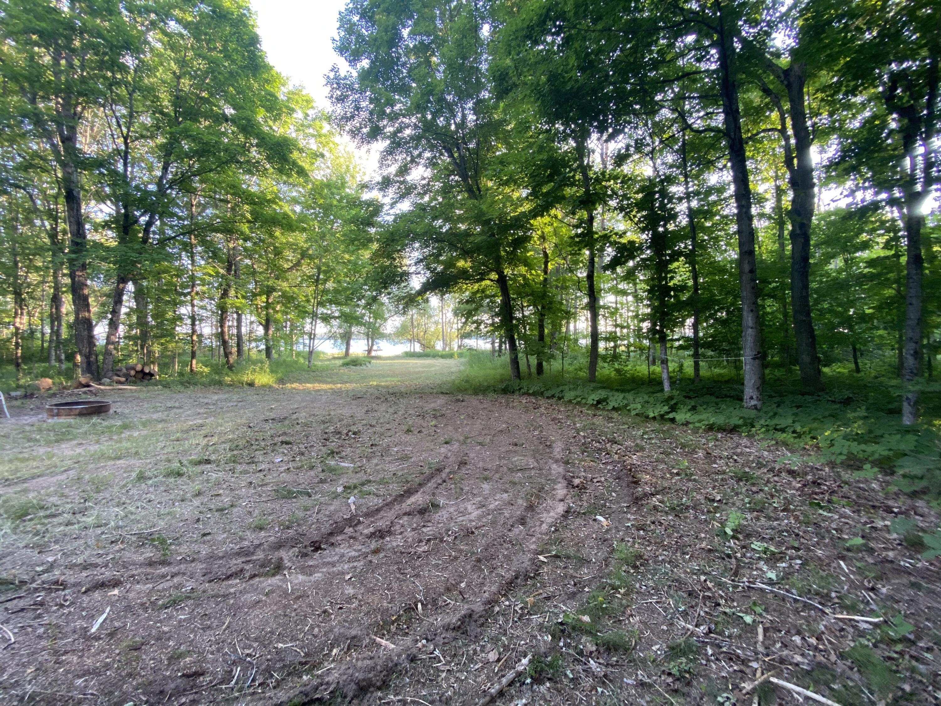 Image 2: Waterfront Property
