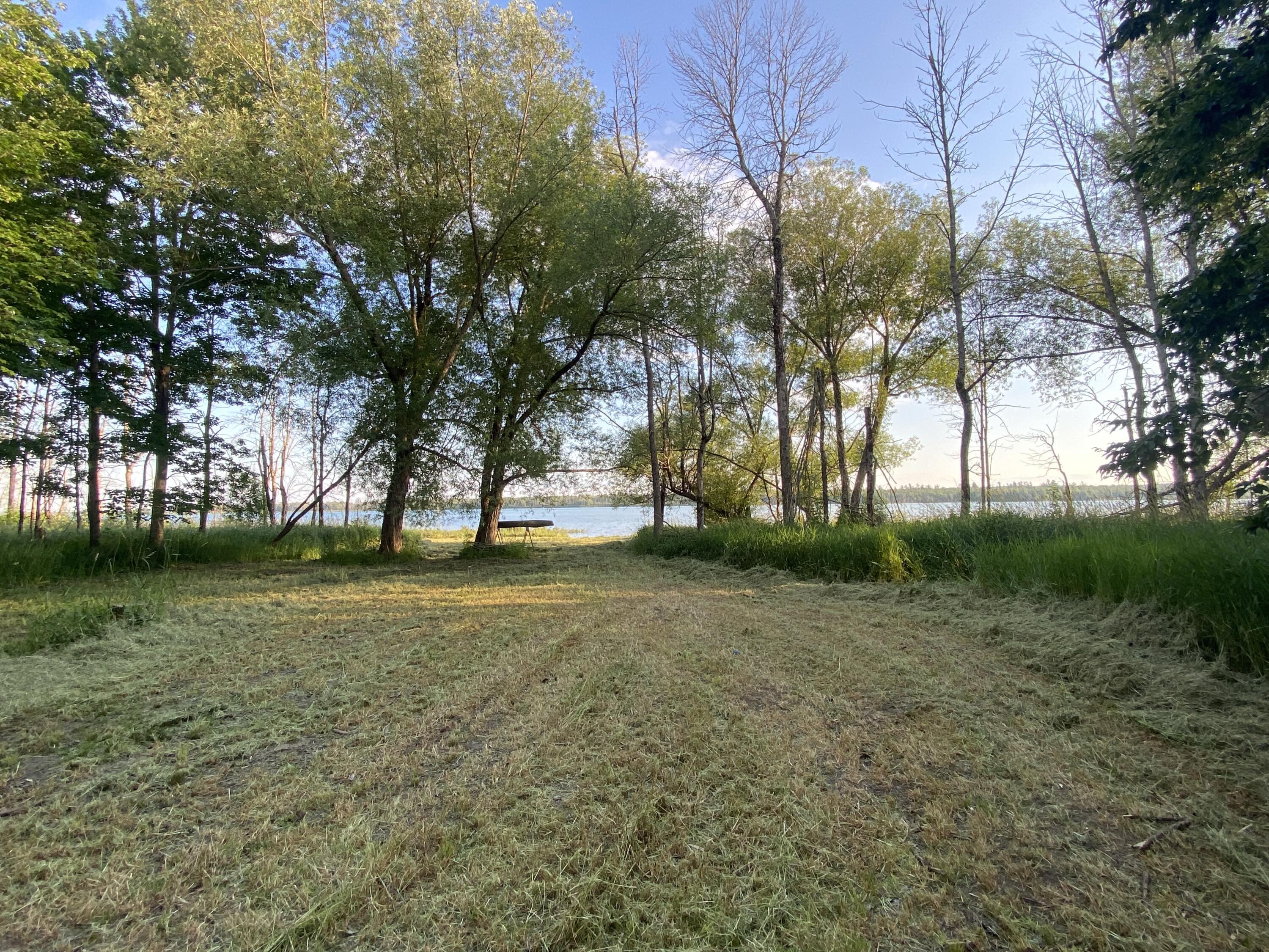 Image 4: 224 ft frontage