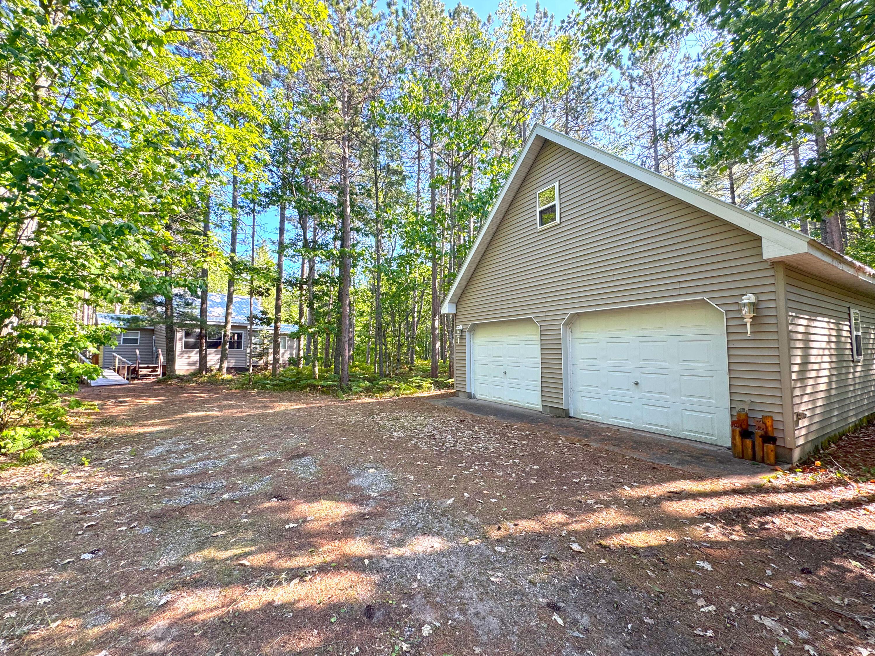 Image 4: 13443 N Robindale CIR
